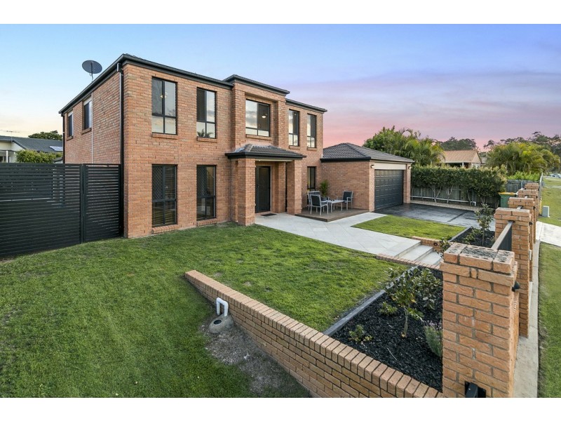 4 Redwood Place, Yamanto QLD 4305
