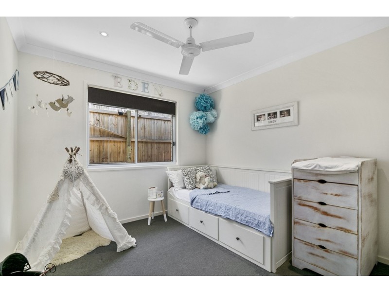 10 Bowerbird Street, Deebing Heights QLD 4306