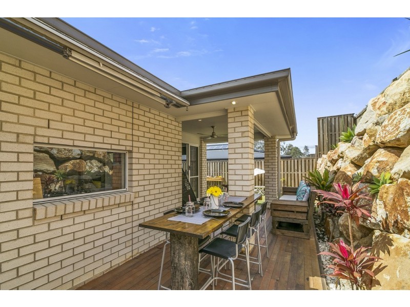 10 Bowerbird Street, Deebing Heights QLD 4306