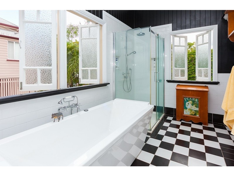 48 Woodend Road, Woodend QLD 4305