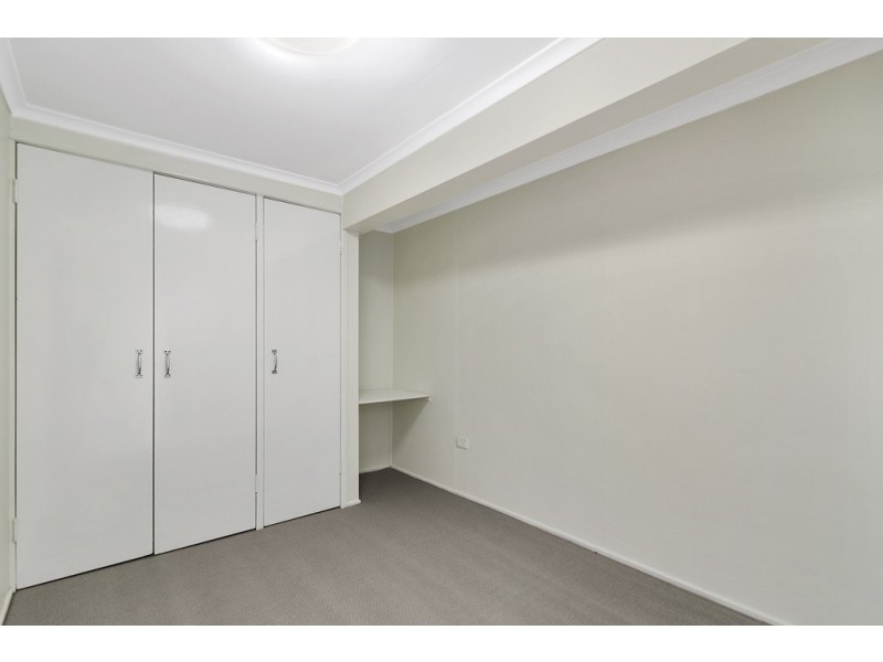 1 Poplar Street, Raceview QLD 4305