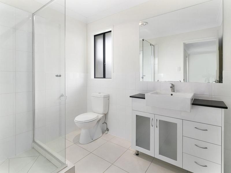 115 Honeywood Drive, Fernvale QLD 4306