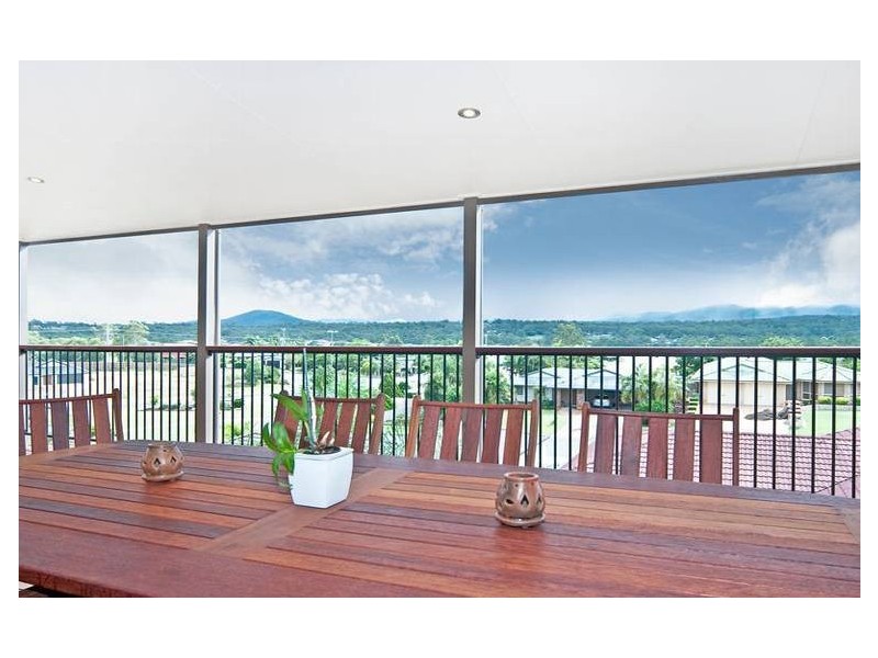 7 Hampden Court, Brassall QLD 4305