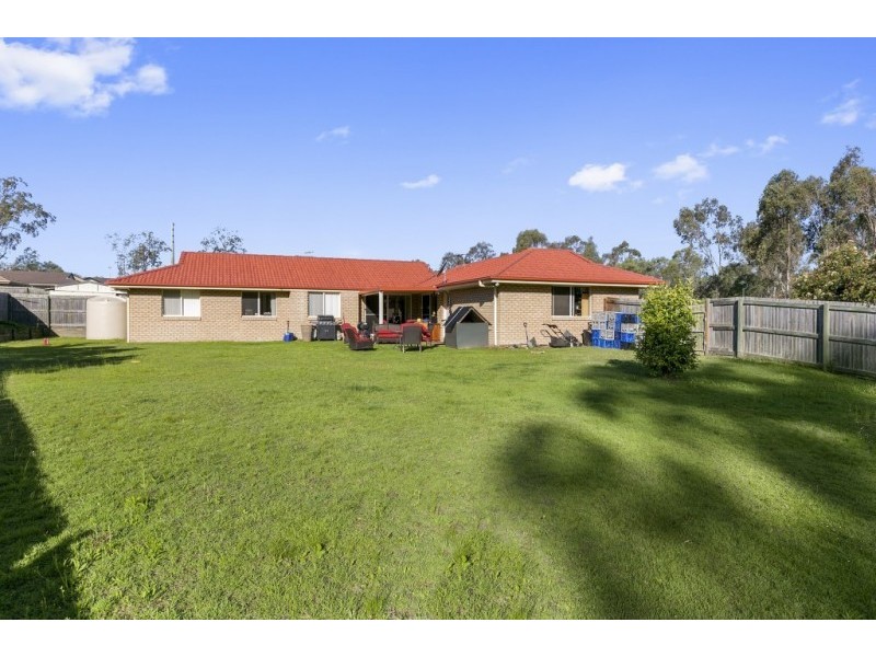 1 Moonlight Drive, Brassall QLD 4305