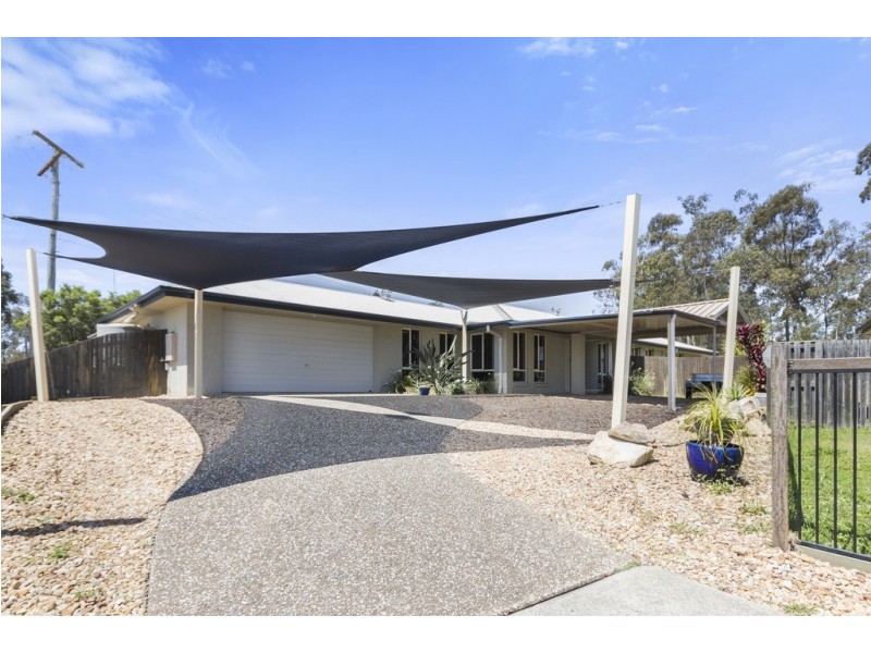 16 Eric Drive, Blackstone QLD 4304