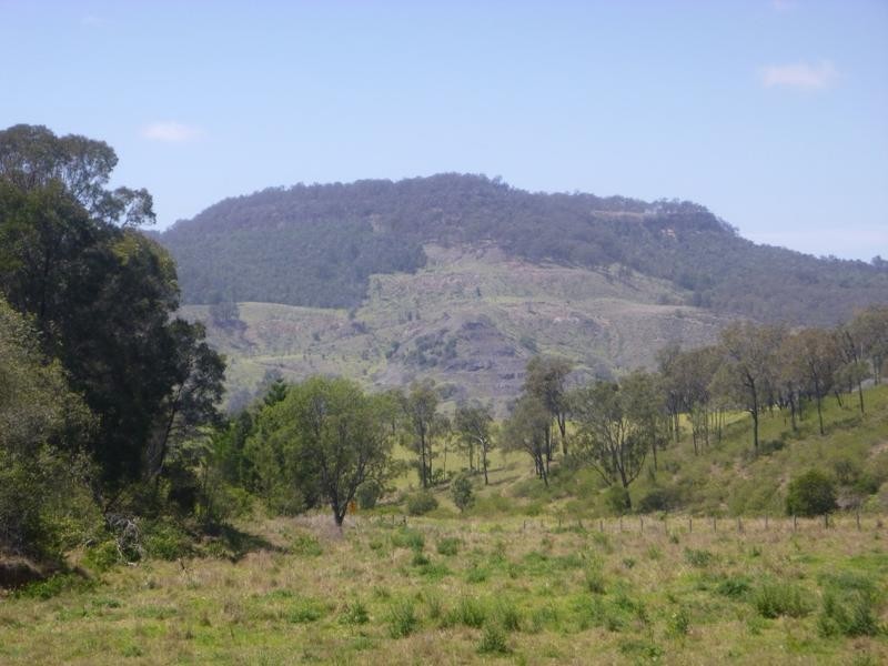 258 East Egypt Road, Mount Whitestone QLD 4347