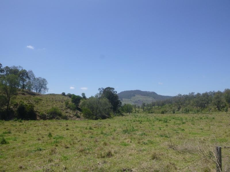 258 East Egypt Road, Mount Whitestone QLD 4347