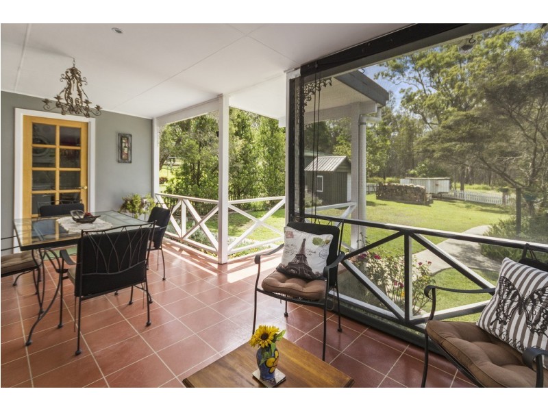 8 Falvey Street, Ripley QLD 4306