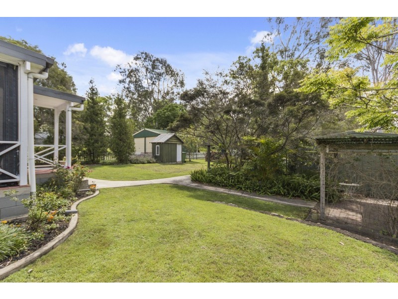 8 Falvey Street, Ripley QLD 4306