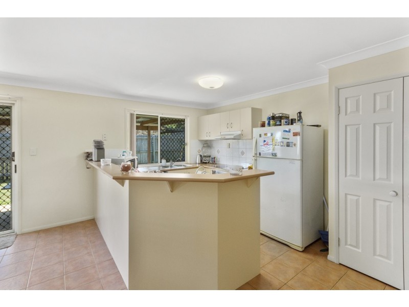18 Kathleen Place, Yamanto QLD 4305