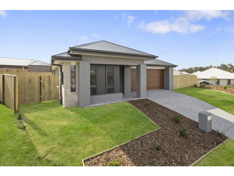 30 Bottlebrush Drive, Deebing Heights QLD 4306