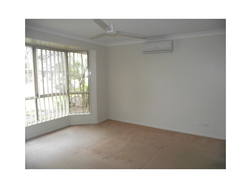 40 Mustang Street, Yamanto QLD 4305