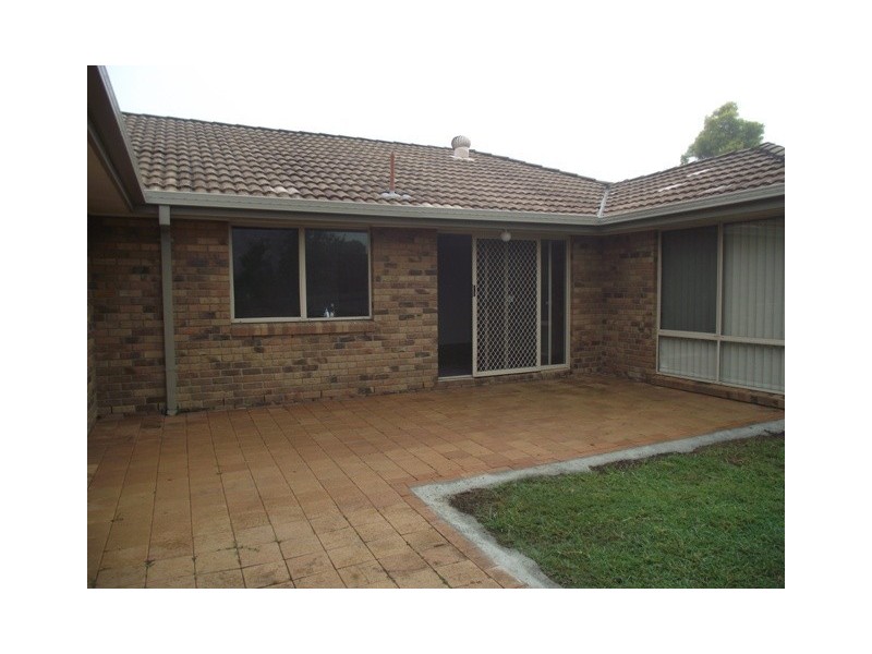 40 Mustang Street, Yamanto QLD 4305