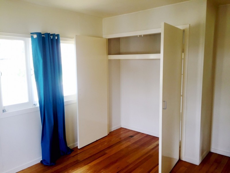 1 Churchill Street, Churchill QLD 4305