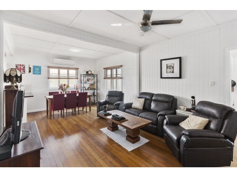 200 Glebe Road, Booval QLD 4304