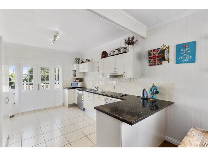 200 Glebe Road, Booval QLD 4304