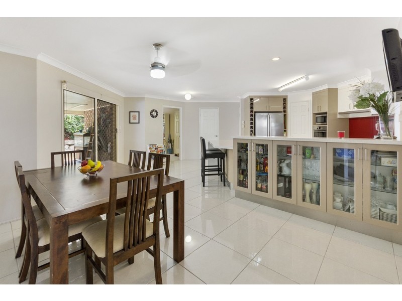 5 Bellmount Place, Brassall QLD 4305