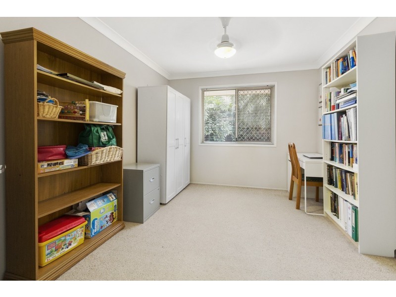 5 Bellmount Place, Brassall QLD 4305