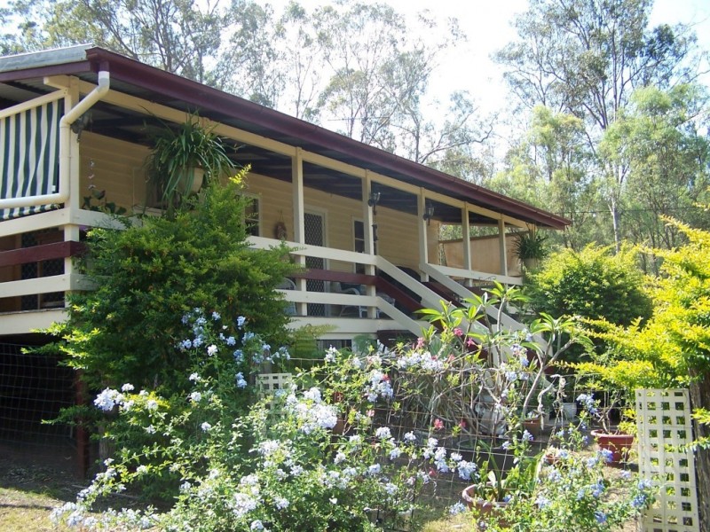 81 Long Gully Road, Summerholm QLD 4341
