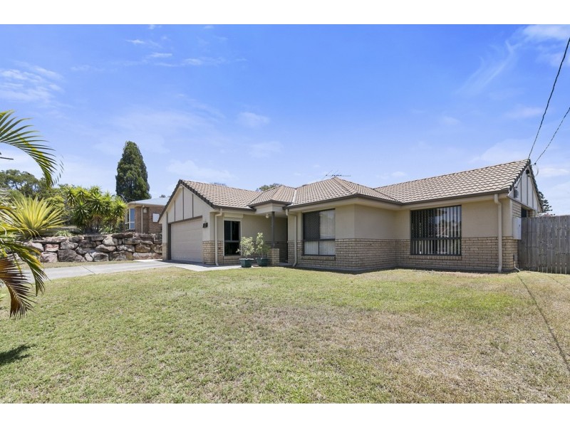 13 Skinner Crescent, Silkstone QLD 4304