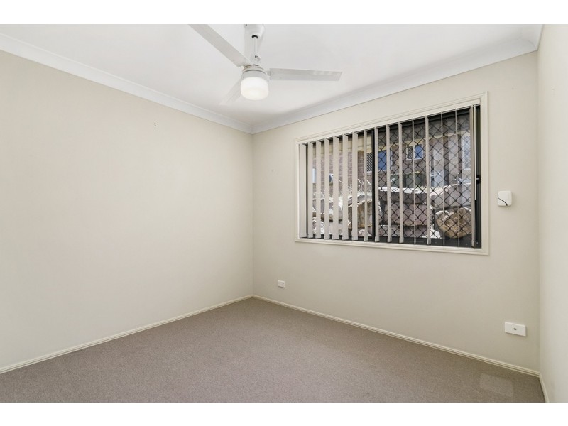 13 Skinner Crescent, Silkstone QLD 4304