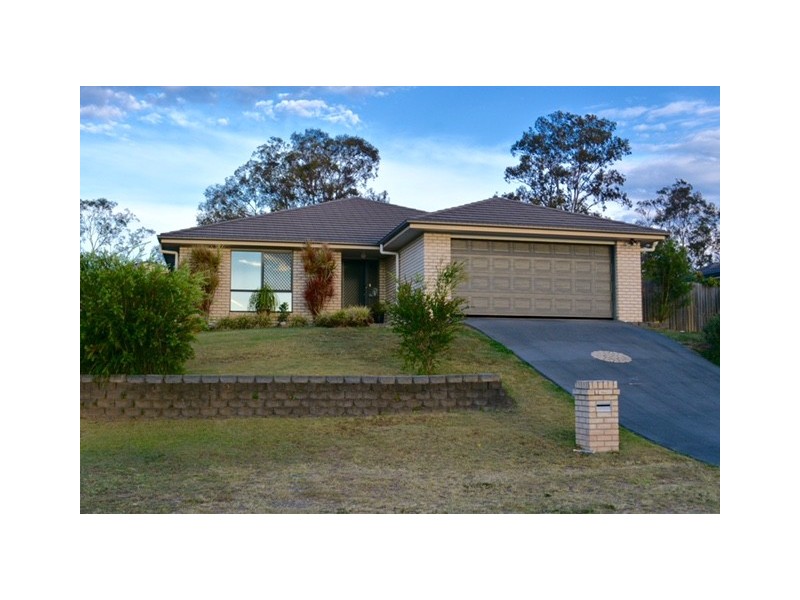 15 Benjamin Court, Yamanto QLD 4305