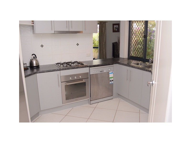 15 Benjamin Court, Yamanto QLD 4305