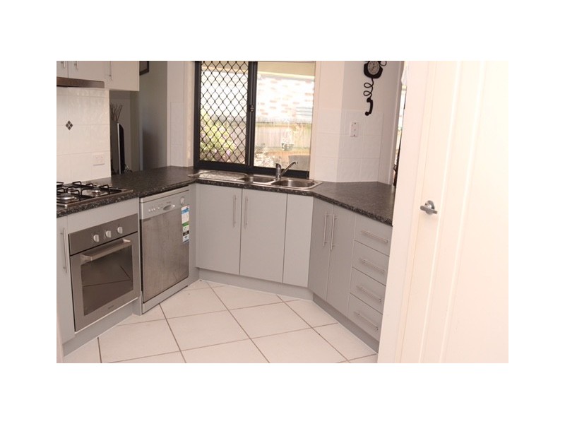 15 Benjamin Court, Yamanto QLD 4305