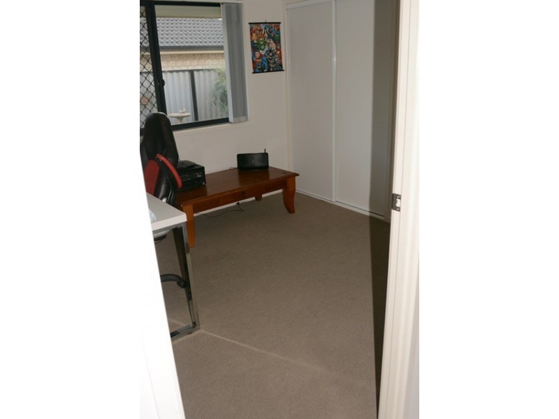 15 Benjamin Court, Yamanto QLD 4305