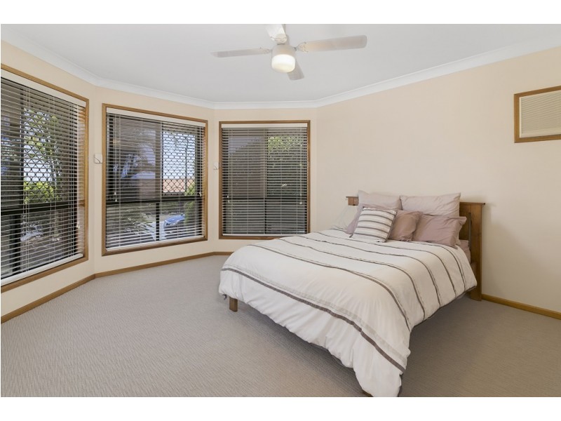 41 Discovery Drive, Flinders View QLD 4305