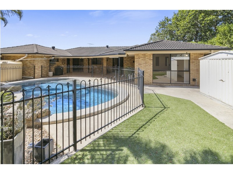 41 Discovery Drive, Flinders View QLD 4305