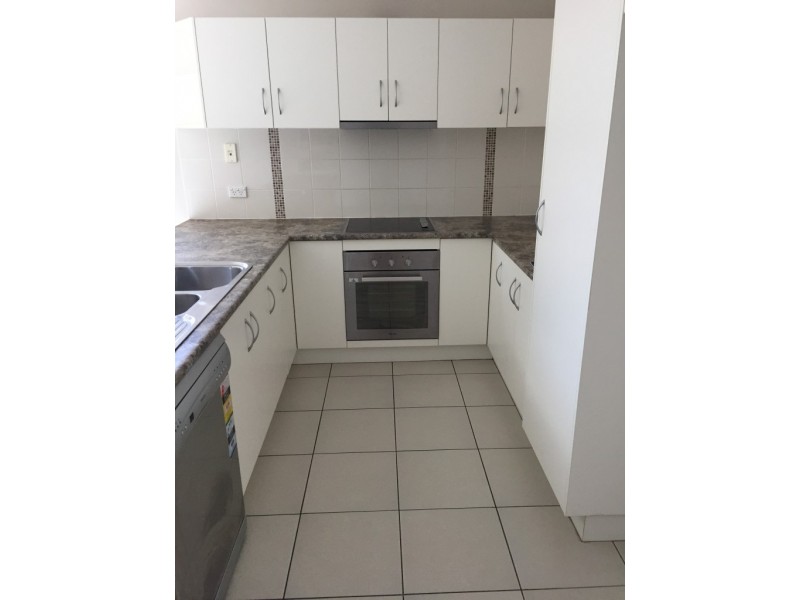 281 Eagle Street, Collingwood Park QLD 4301