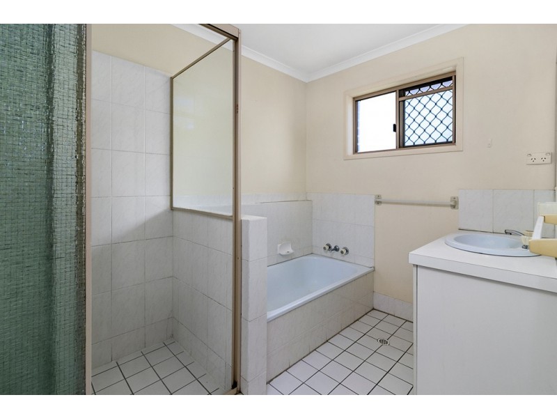 10/23 South Station Road, Booval QLD 4304