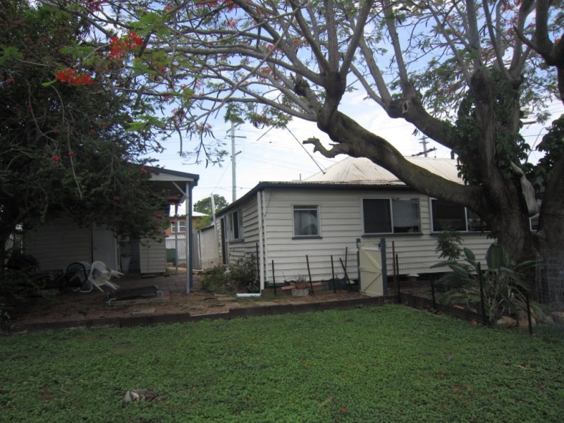 50 Cemetery Road, Eastern Heights QLD 4305