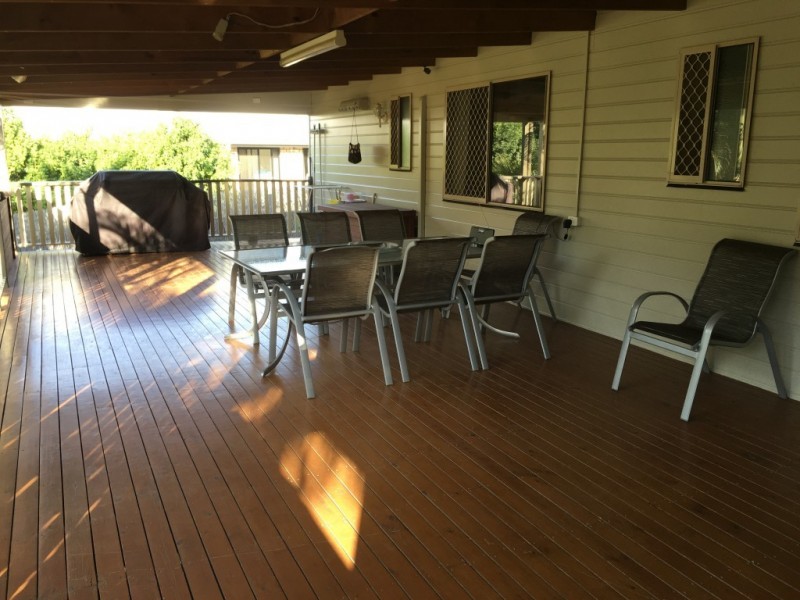 32 Leesmore Court, Deebing Heights QLD 4306
