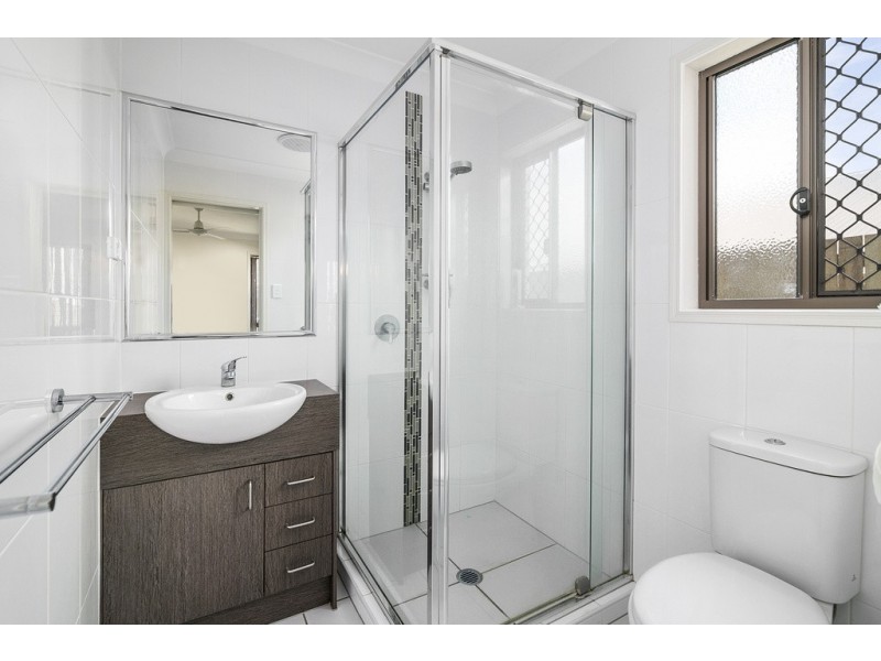 15 Tey Court, Deebing Heights QLD 4306