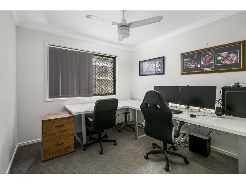 15 Tey Court, Deebing Heights QLD 4306