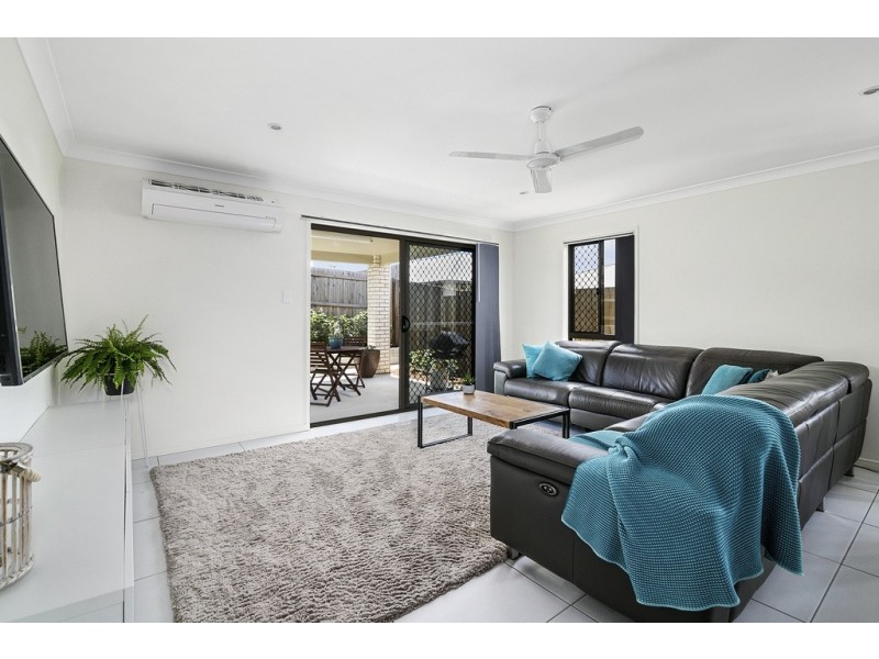 15 Tey Court, Deebing Heights QLD 4306