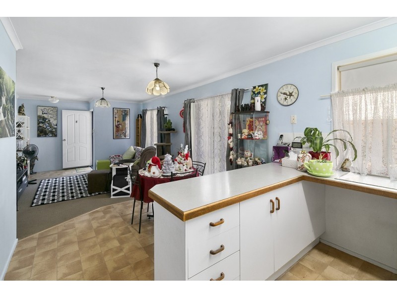 4/21 Henty Drive, Redbank Plains QLD 4301