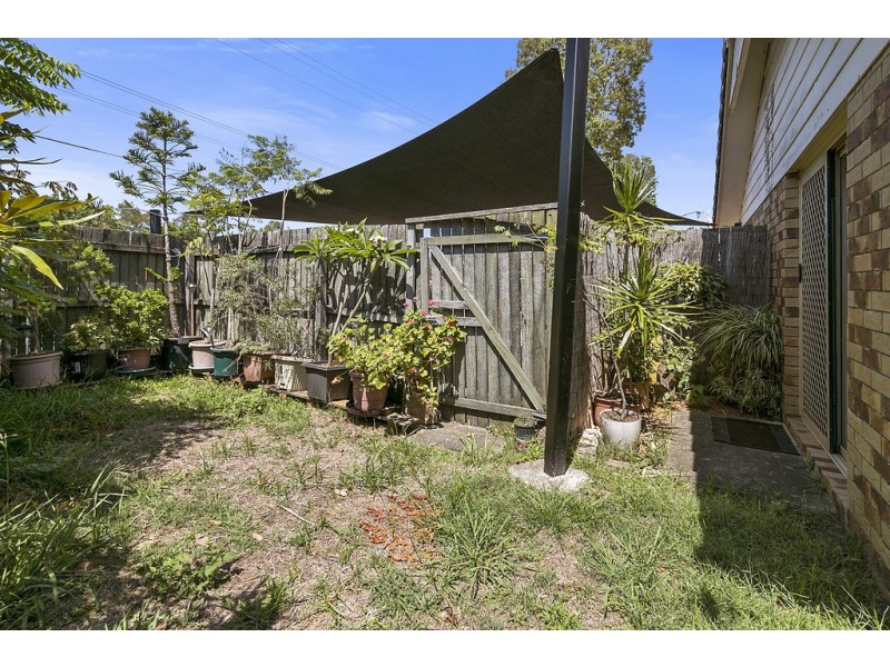 4/21 Henty Drive, Redbank Plains QLD 4301