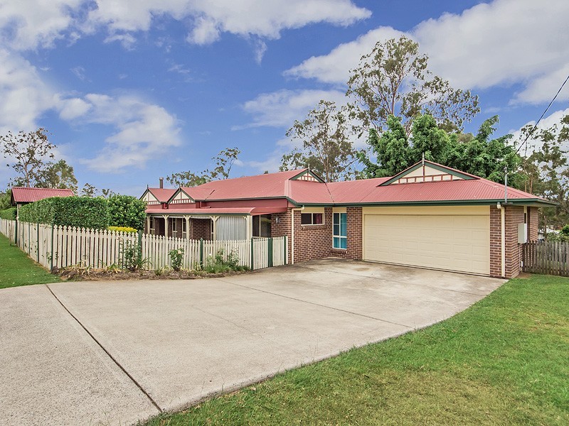 10 Newsky Court, Deebing Heights QLD 4306