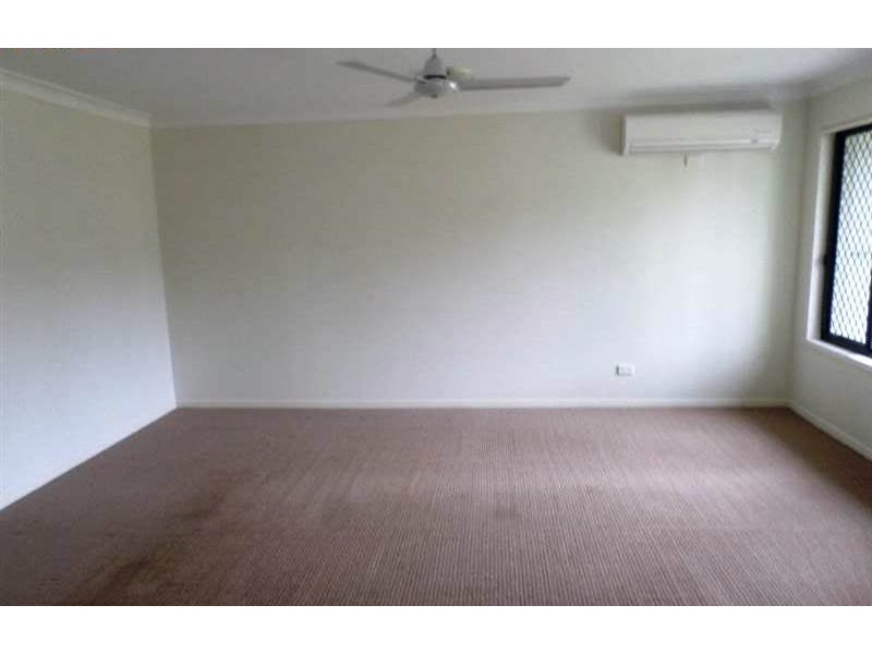 13 Baden Jones Way, North Booval QLD 4304