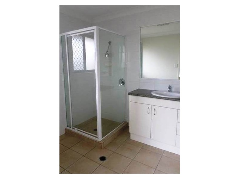 13 Baden Jones Way, North Booval QLD 4304