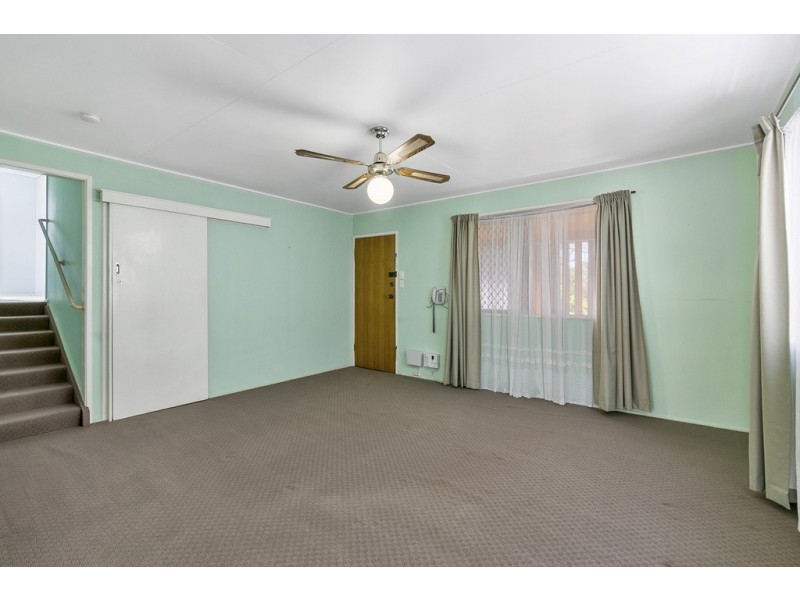 77 North Station Road, North Booval QLD 4304