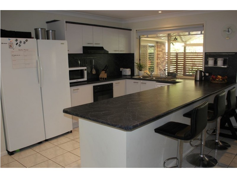 34 Jacana Crescent, Flinders View QLD 4305