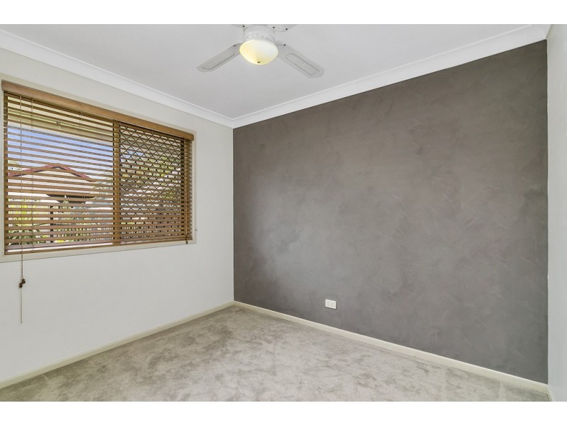 32 Cowley Drive, Flinders View QLD 4305