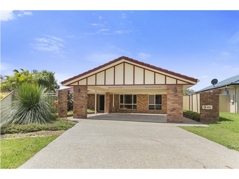 32 Cowley Drive, Flinders View QLD 4305