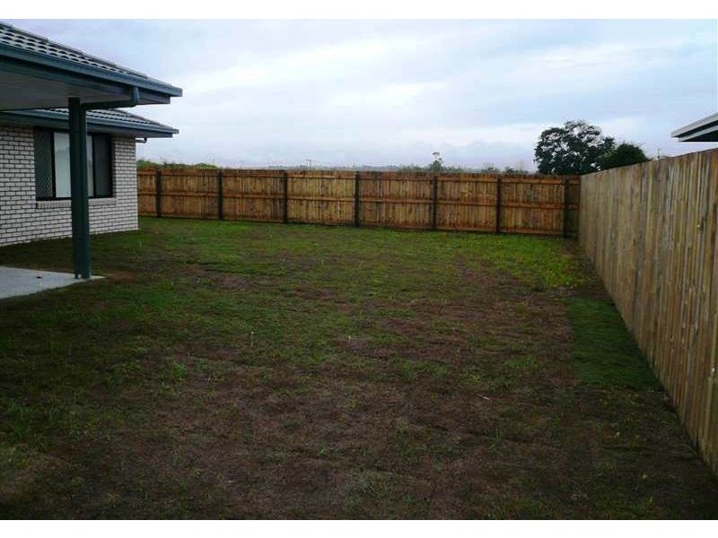 11 Baden Jones Way, North Booval QLD 4304