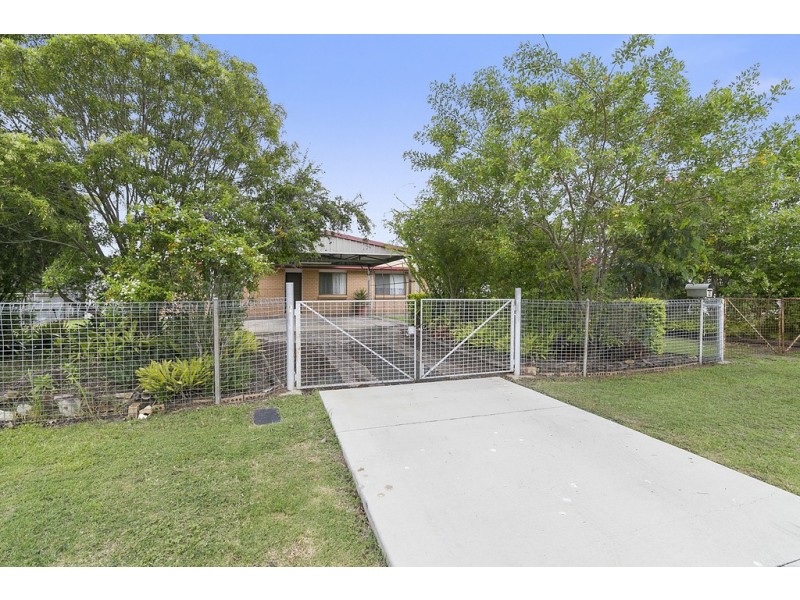 6 Bell Street, Walloon QLD 4306