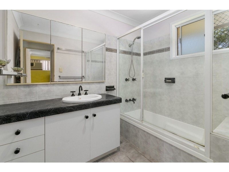 65 Lance Drive, Flinders View QLD 4305